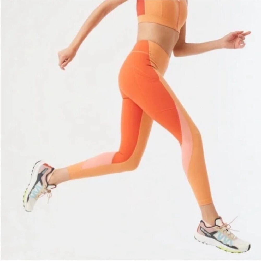NWT OUTDOOR VOICES Bright Orange Zoom 7/8 Leggings Size Medium - Picture 5 of 6